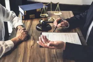 lawyer helping in the bond bailing process